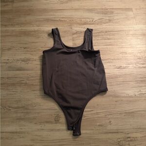 H&M Gray Sleeveless Bodysuit